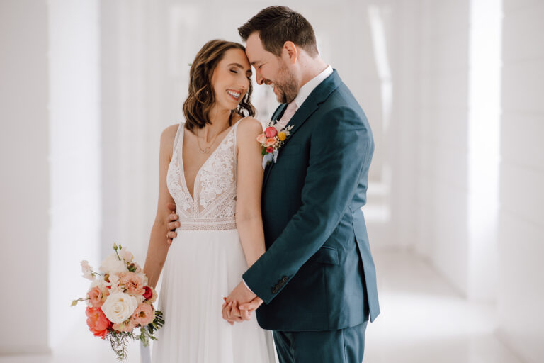 wedding photographer hochzeitsfotograf salzburg chateau monfort paarshooting